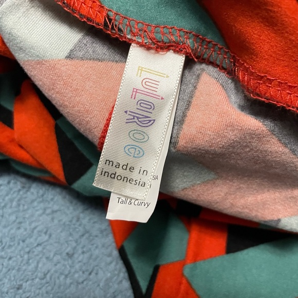 Lularoe tc leggings - Picture 3 of 3
